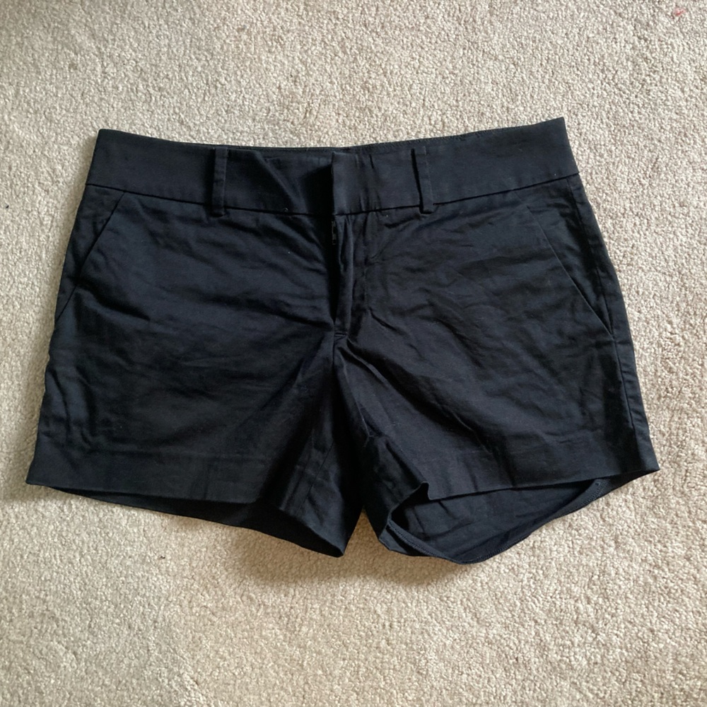 Club Monaco cotton tailored shorts, size 4